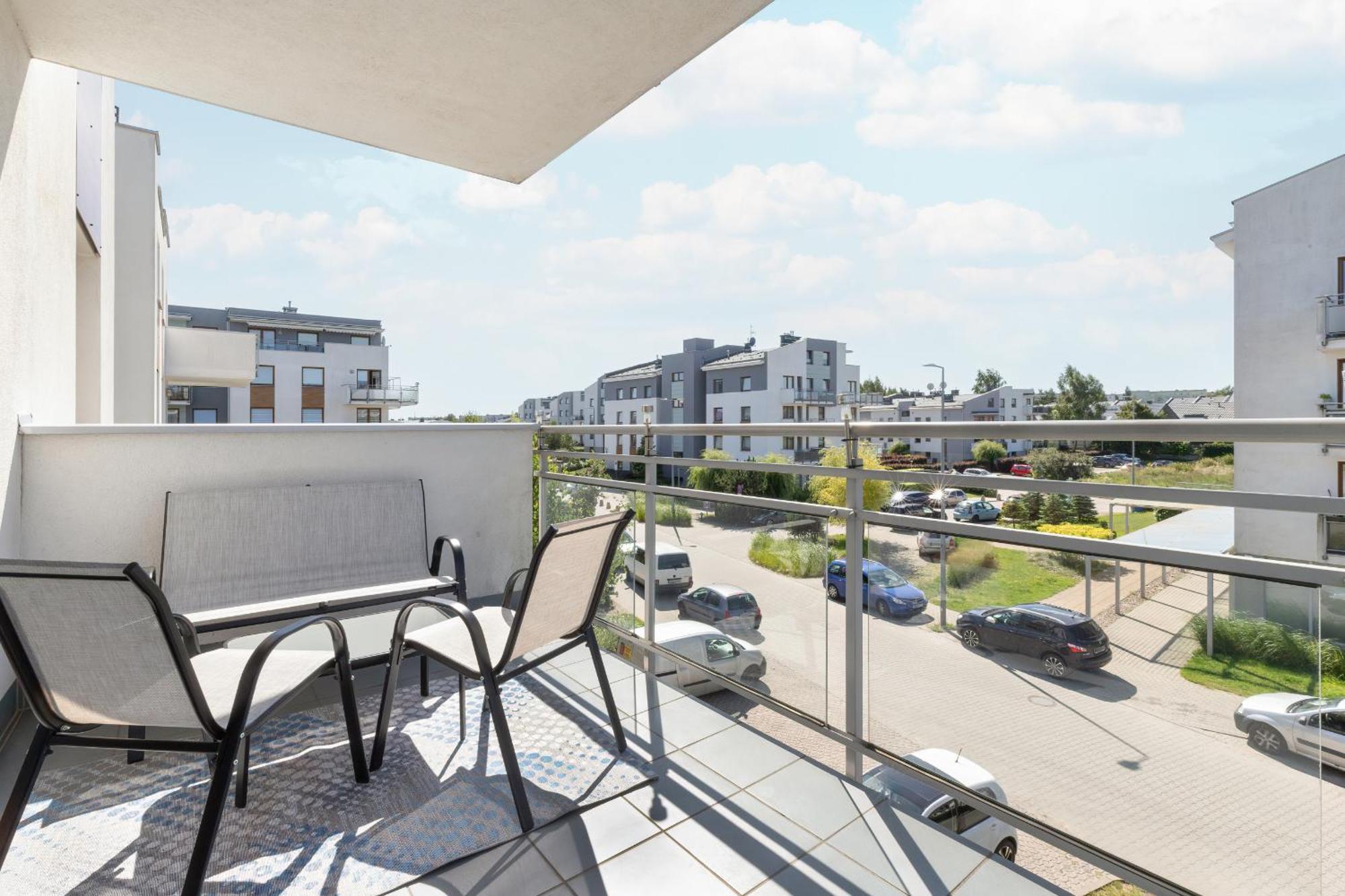 גדינייה Jasny & Przestronny Apartament Z Balkonem I Parkingiem By Rent Like Home מראה חיצוני תמונה